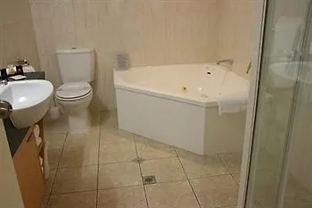 Harbour City Motor Inn & Conference Tauranga 4*,