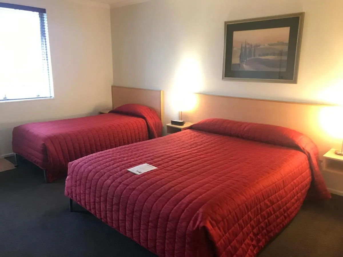 Harbour City Motor Inn & Conference Tauranga 4*,